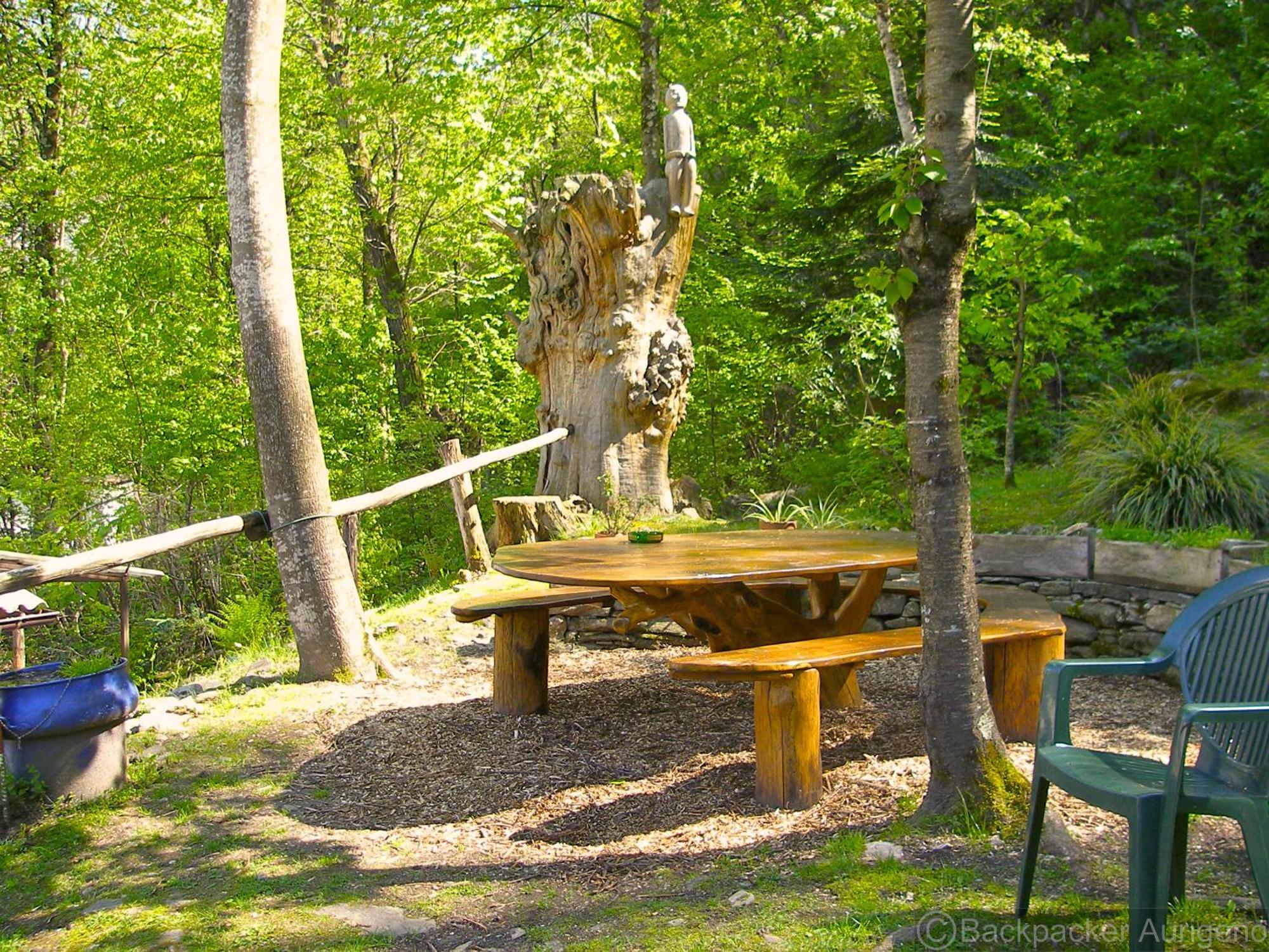 Baracca Backpacker Hostel Aurigeno Buitenkant foto